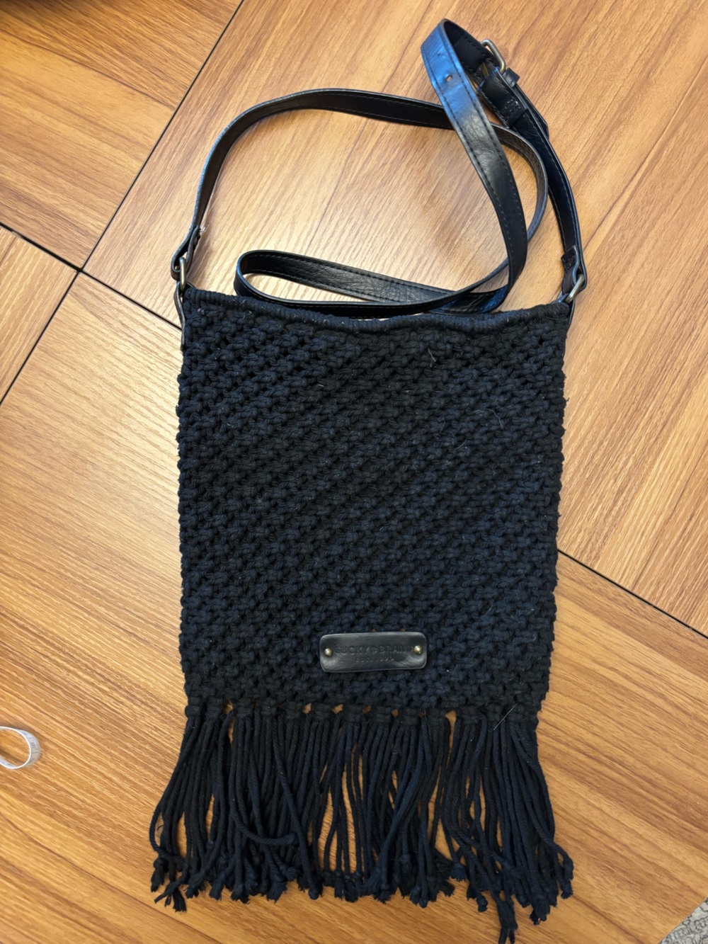 Lucky Brand knit crochet fringe crossbody bag